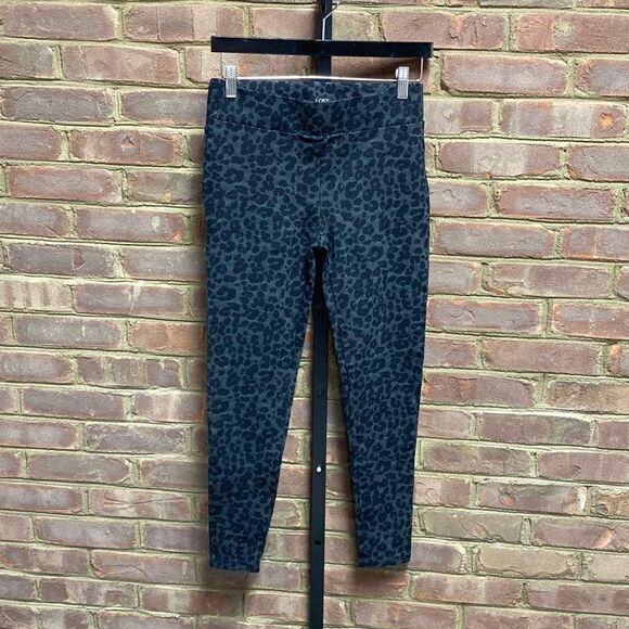 Loft Leopard Print Black & Grey Ponte Leggings Size Small - Picture 2 of 6